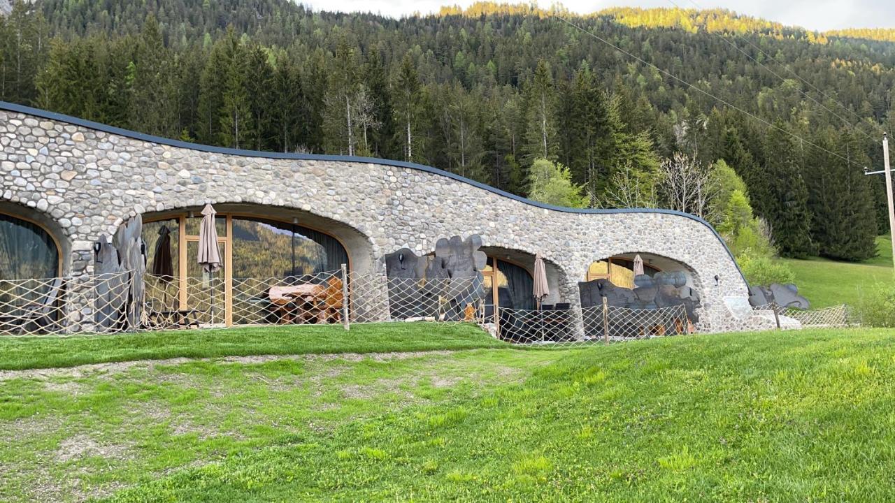 Erdhaeuser Und Apartments Mit Seeblick Und Alleinlage Weissensee Exterior foto